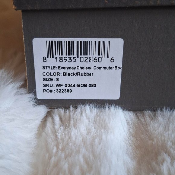 Nisolo Black Classic Chelsea Commuter Boot, Size 8, EUC - Picture 3 of 16